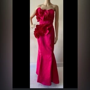 Onyx Nite Strapless Fuchsia mermaid Dress, NWOT, size 2